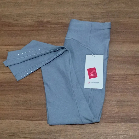 NWT Lululemon SenseKnit Running High-Rise Tight 28" - Picture 5 of 6